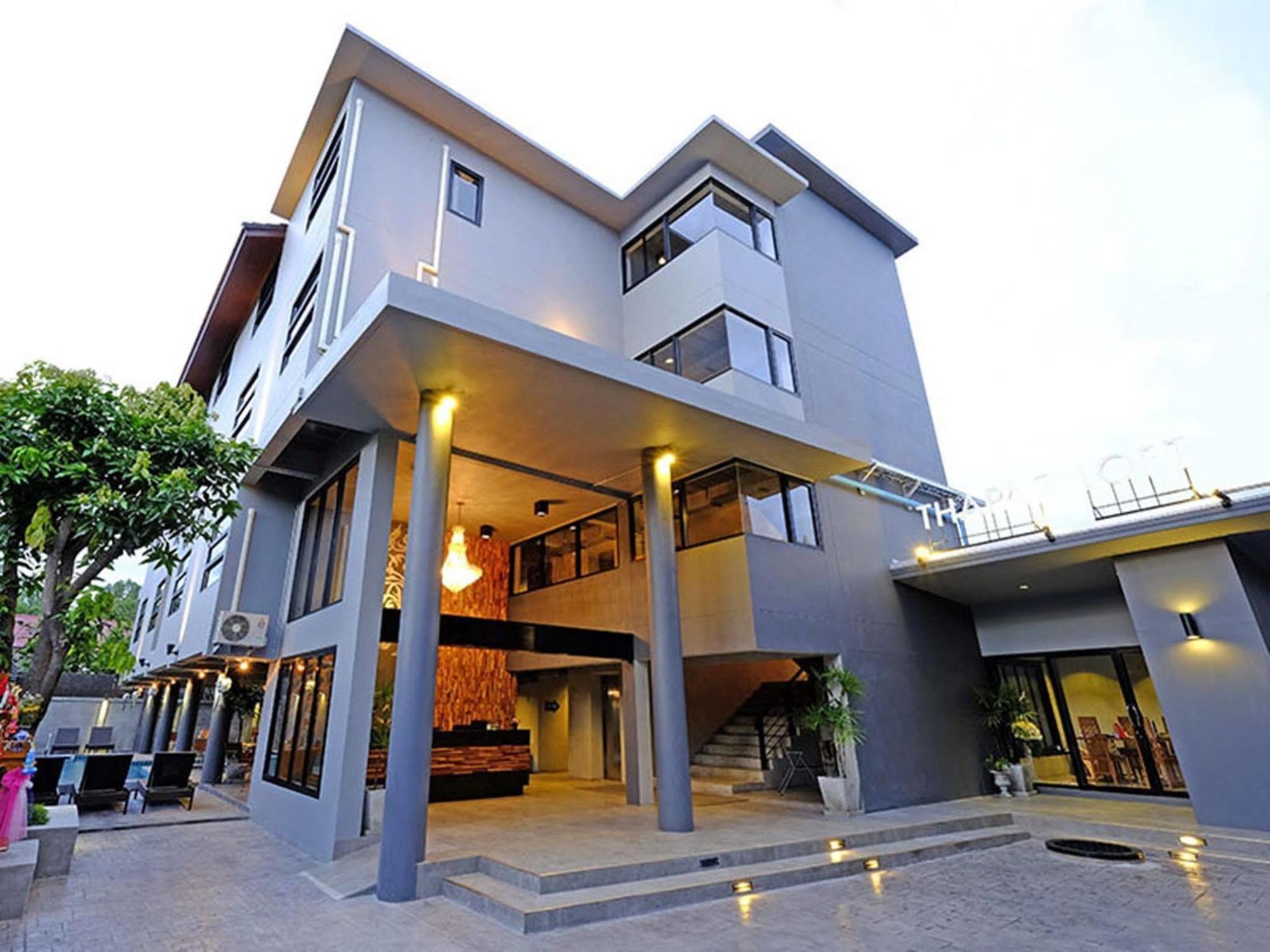 Thapae Loft Hotel Chiang Mai Exterior photo
