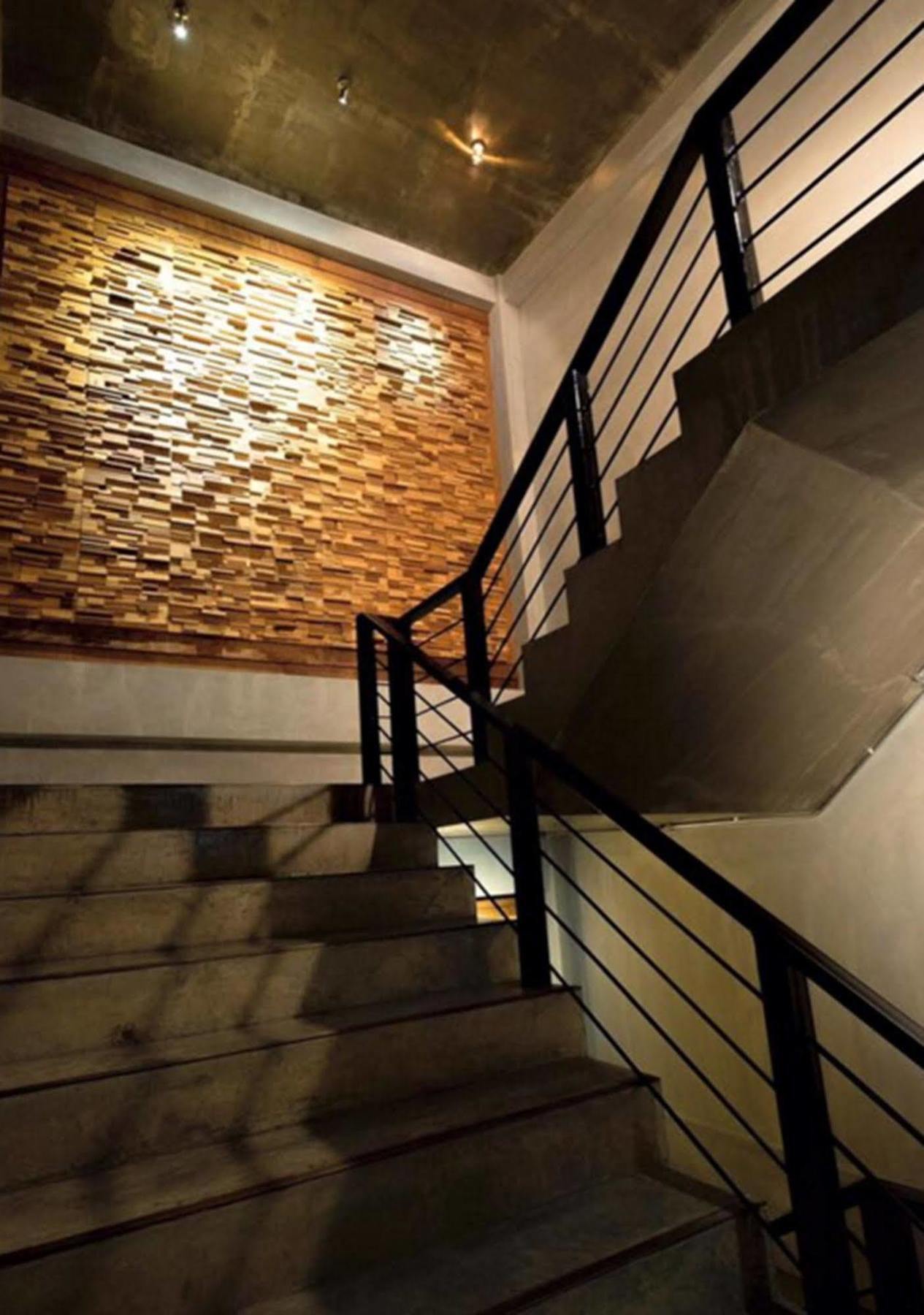 Thapae Loft Hotel Chiang Mai Exterior photo